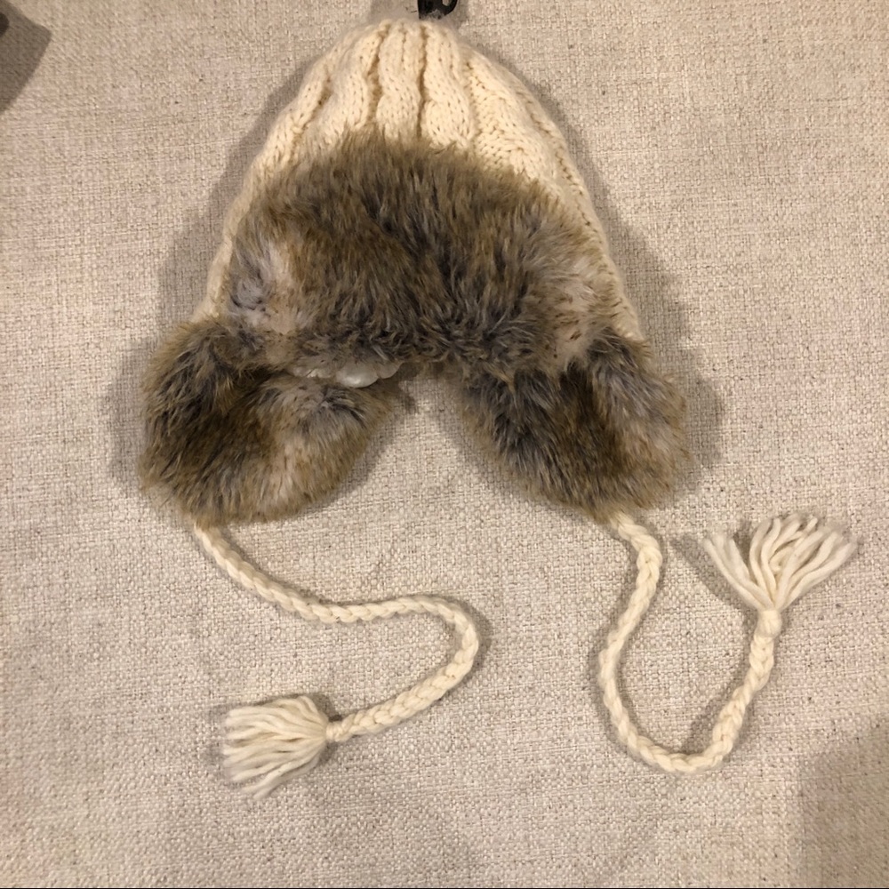 H&M Faux fur knitted hat
